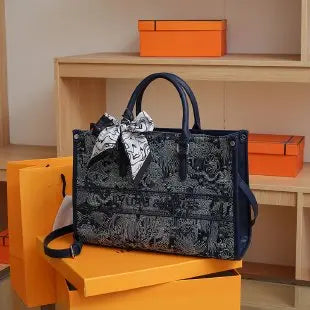 Modern Women's Shoulder Bag